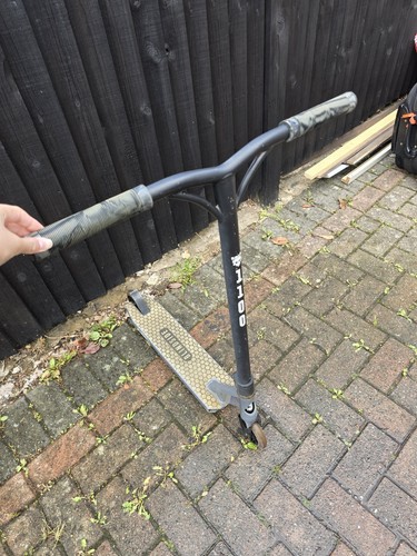 Black 1100 blind side scooter - 1100,
